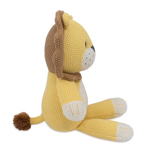 sideview of leo lion knit toy